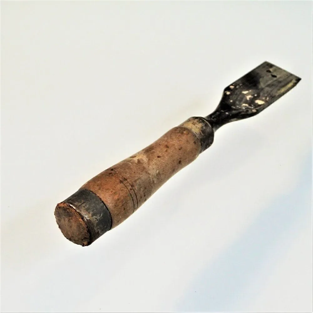 Vintage Antique Thomas Ibbotson Cast Steel Chisel Woodworking Tool